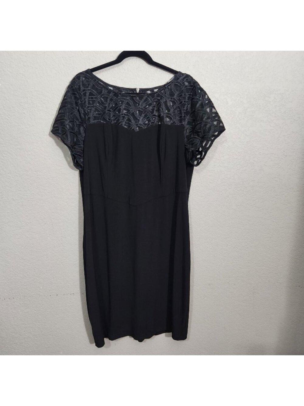 Black Midi Dress Lace Overlay Top Short Sleeves & Back Zipper Closure Women